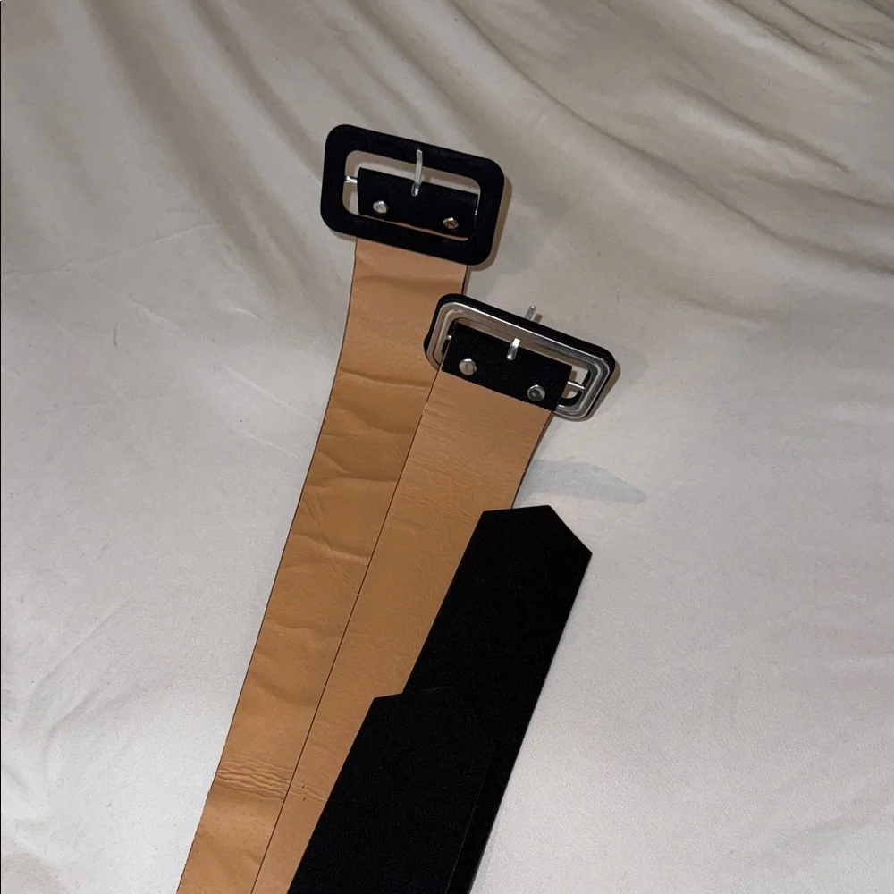 Black Leather Men's Belt